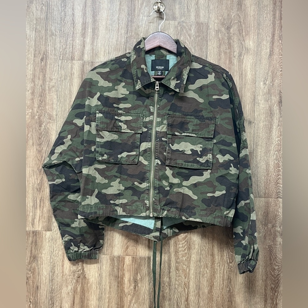 Hudson Camo Cropped Jacket - Picture 3 of 12